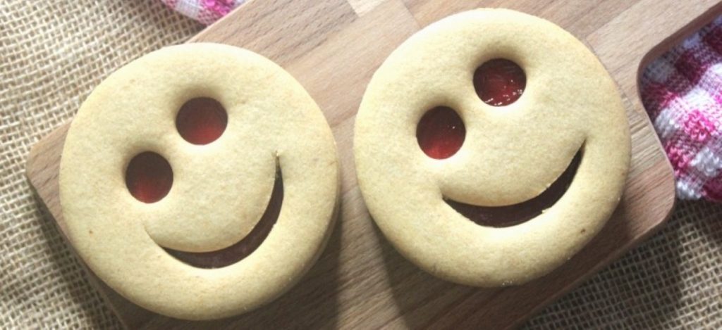 Gluten-free happy faces biscuits