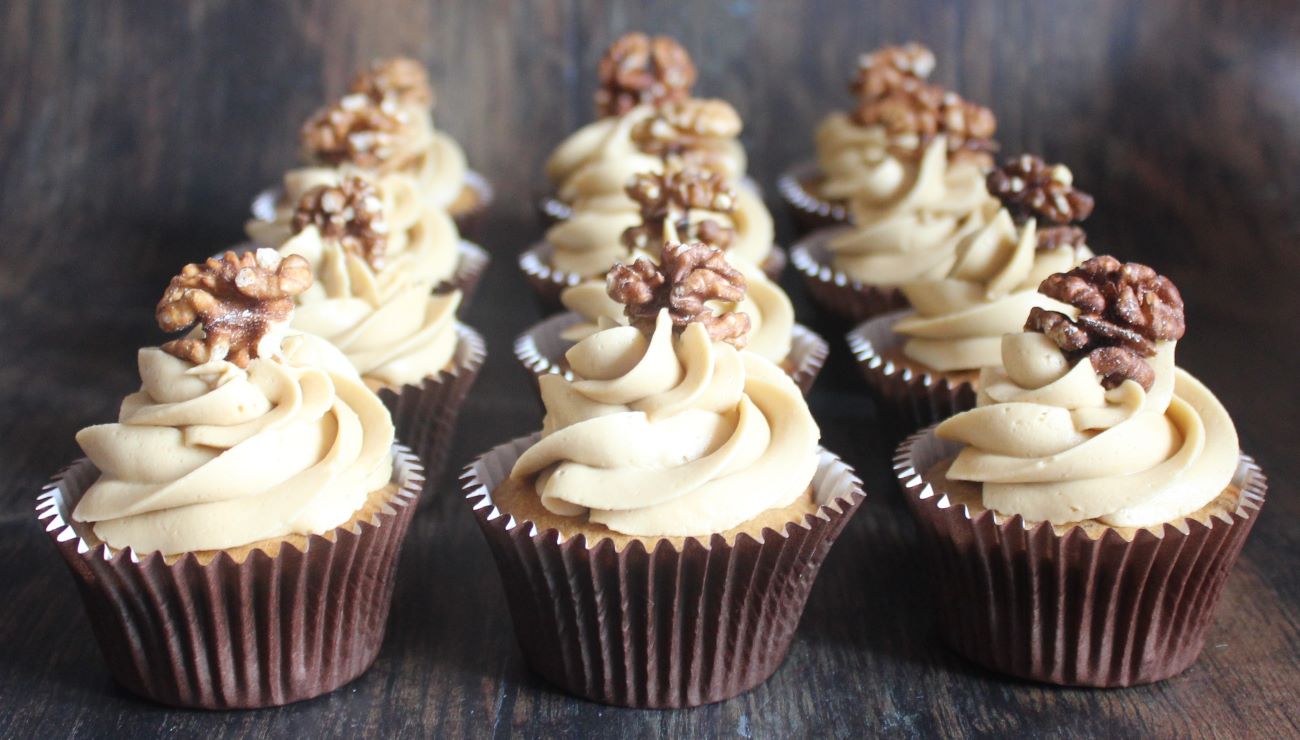 You are currently viewing RECIPE: GLUTEN-FREE COFFEE AND WALNUT CUPCAKES