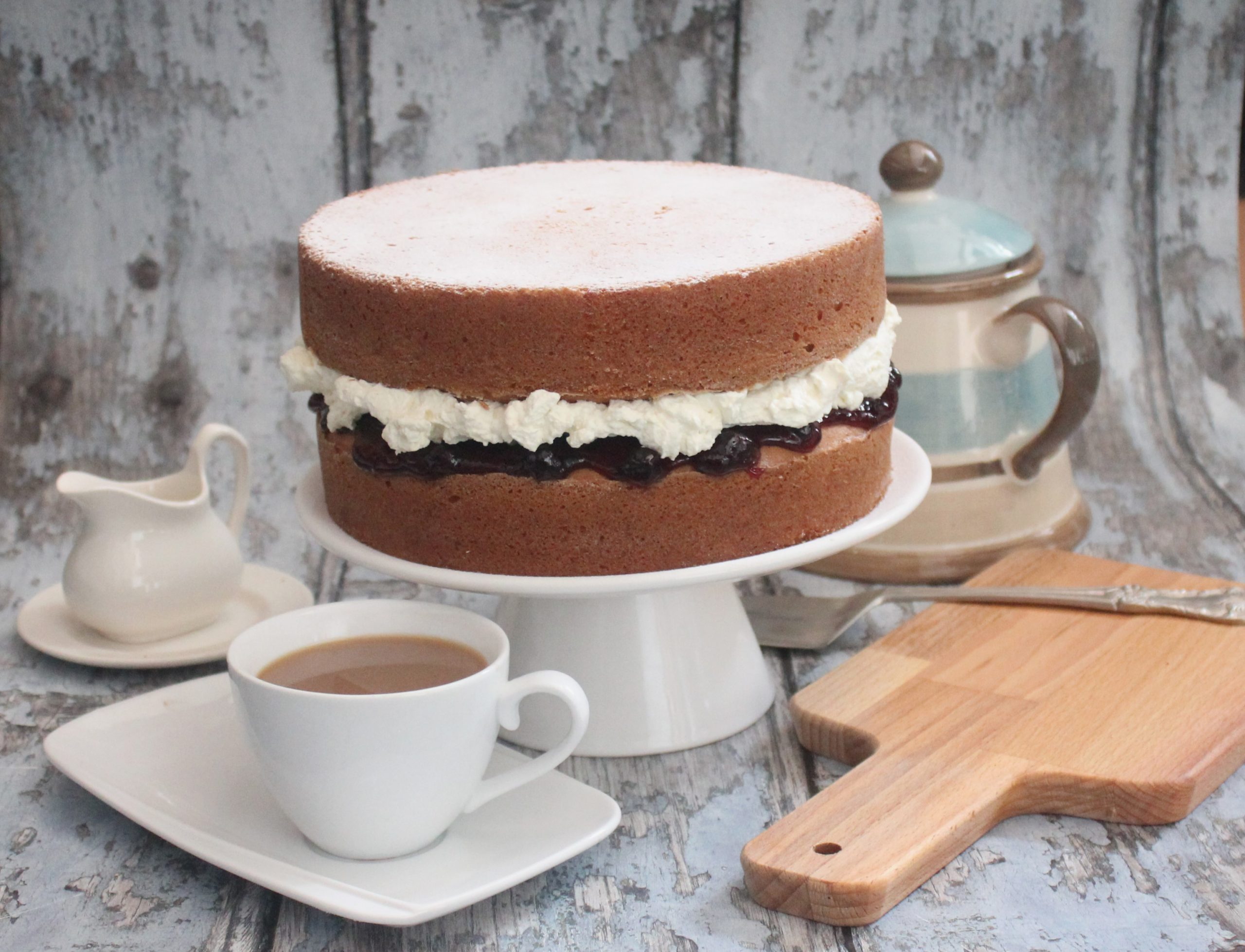You are currently viewing RECIPE: GLUTEN-FREE VICTORIA SANDWICH CAKE