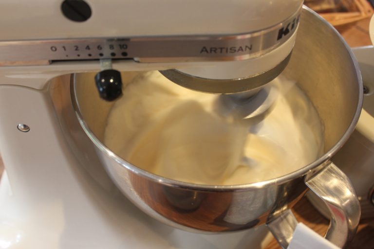 Read more about the article BAKE TALK: BAKING EQUIPMENT BASICS
